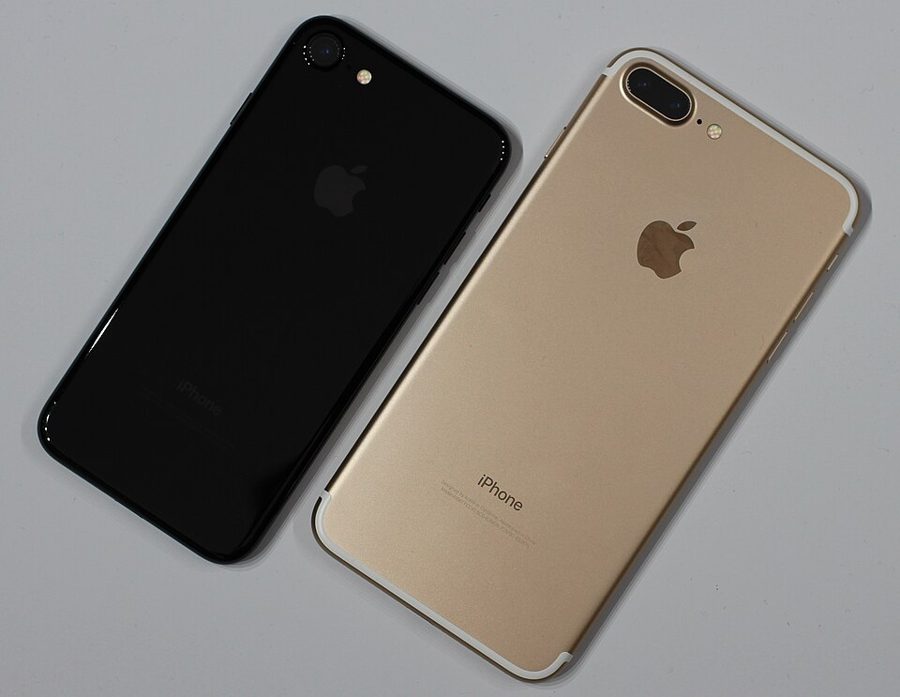 iPhone 7, 7 Plus